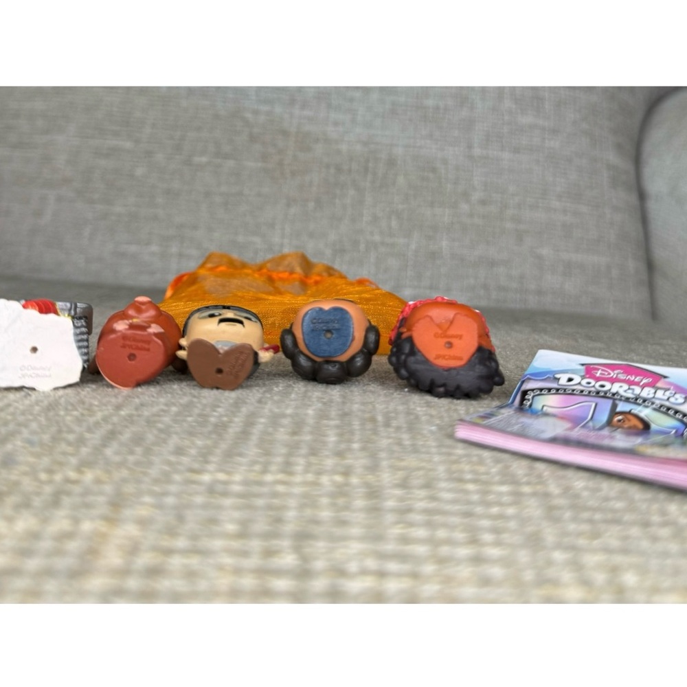 Set of Five Series Ten Doorables - Picture 3 of 3